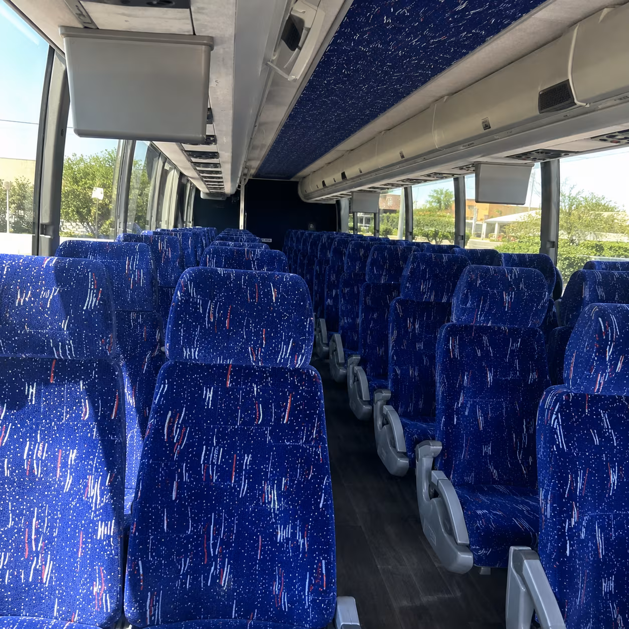 charter buses to kia center make concert night in downtown orlando easy
