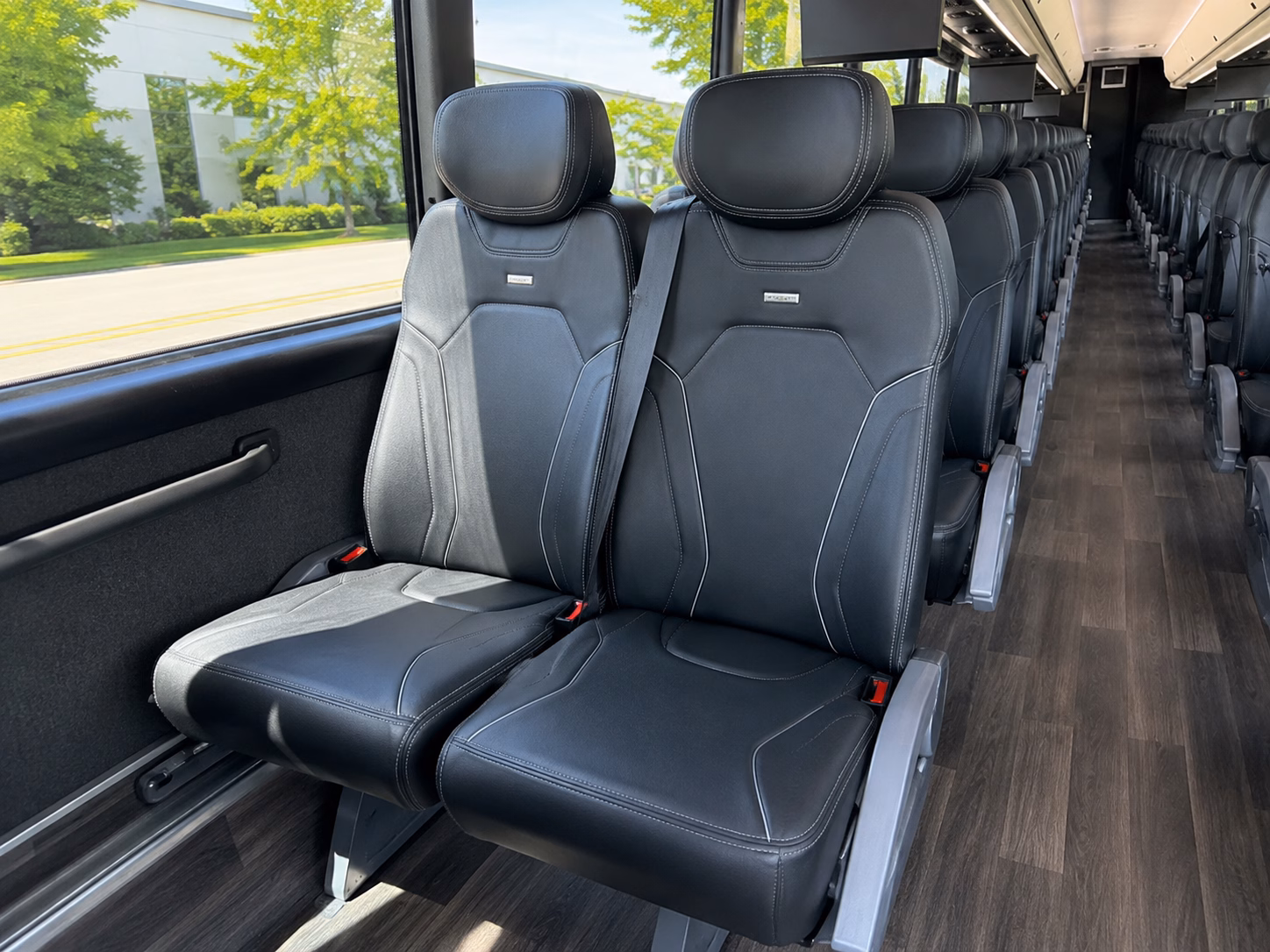 how the type of bus changes the price in orlando florida