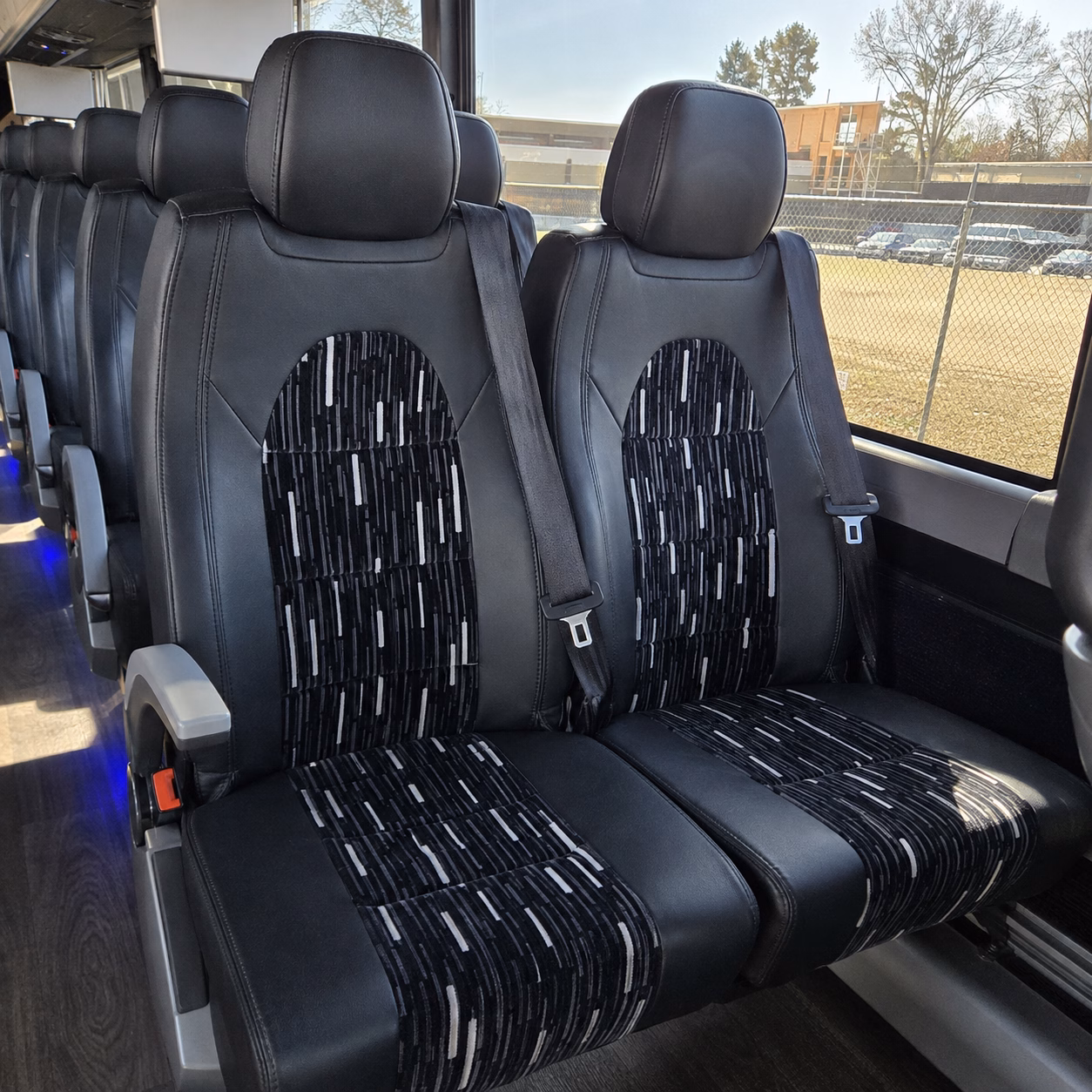 lakeland bus rentals