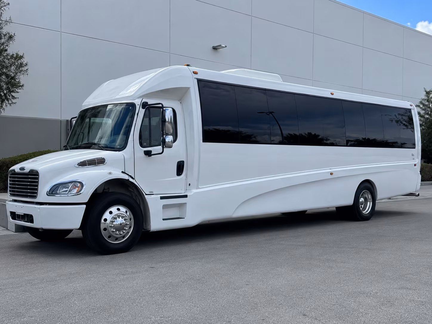 orlando quinceanera sweet 16 party bus rental